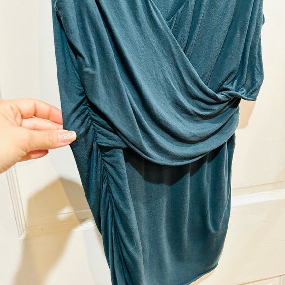 Velvet by Graham & Spencer Dark Teal Fitted Drape Neck Top Dressy Elegant Size M - Picture 5 of 6